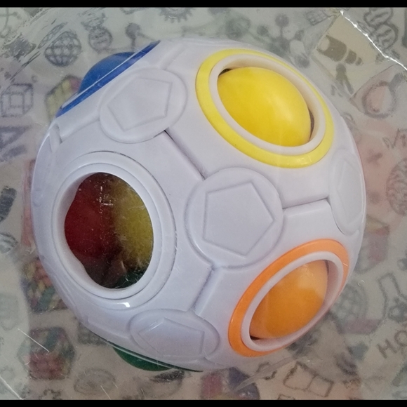 BNWT Rubik's 3 Piece Brainteaser Gift Set - Picture 5 of 5